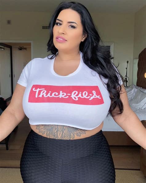 nirvana lust sofia rose|Sofia Rose: Making BBW Mainstream, Loving My Body